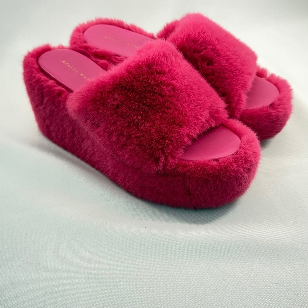 Azalea Wang Hot Pink Faux Fur‎ Platform Slide Sandals Women's 9 Barbiecore